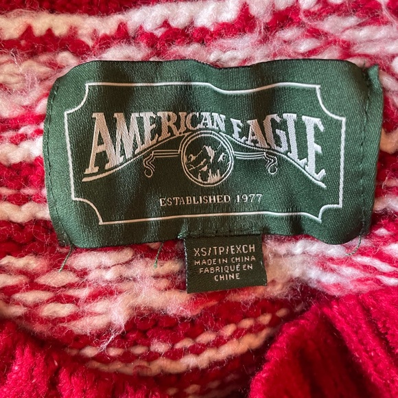 American Eagle crewneck sweaters, size XS. - Picture 10 of 10